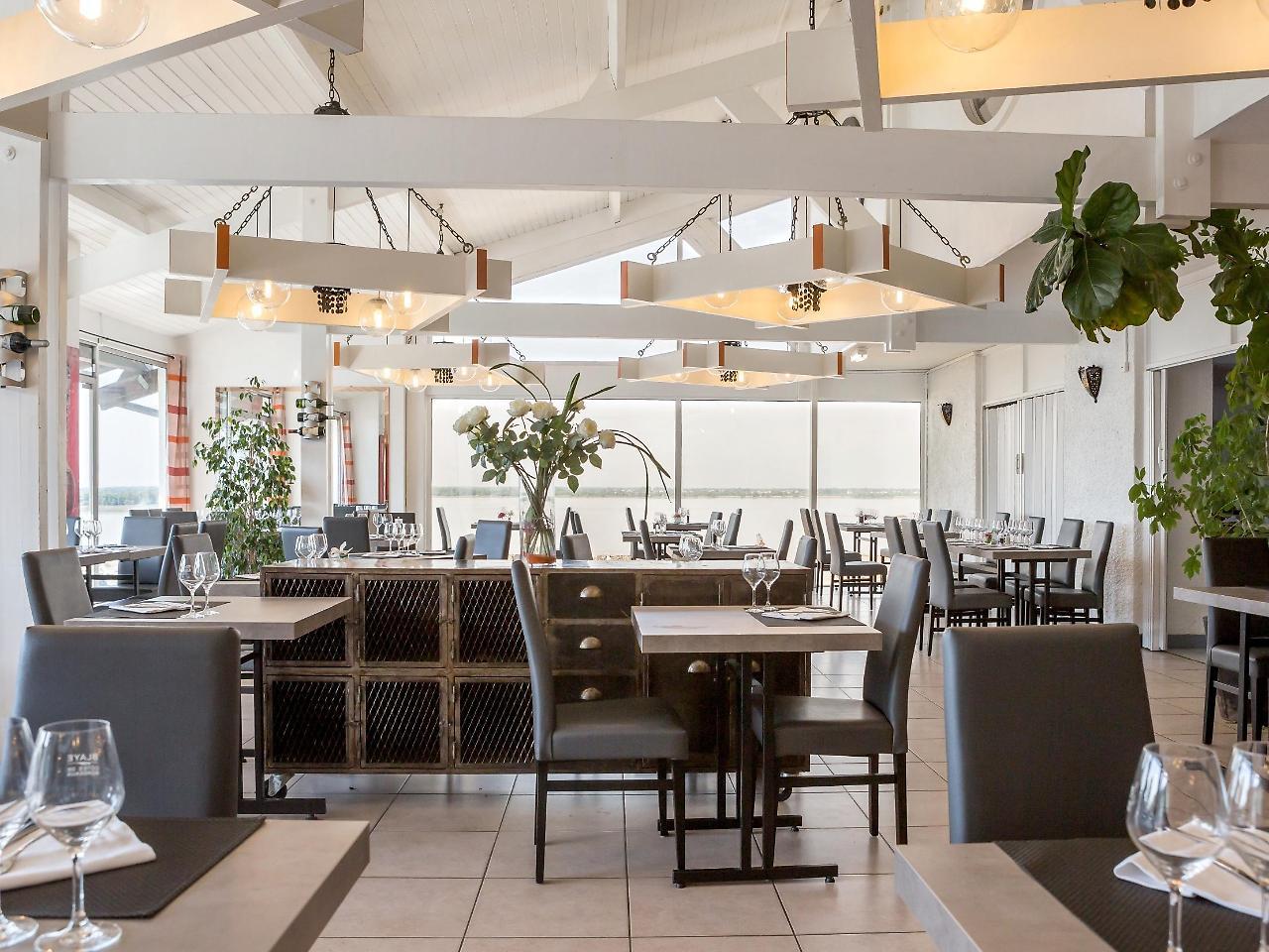 Hôtel Restaurant La Citadelle Blaye Esterno foto