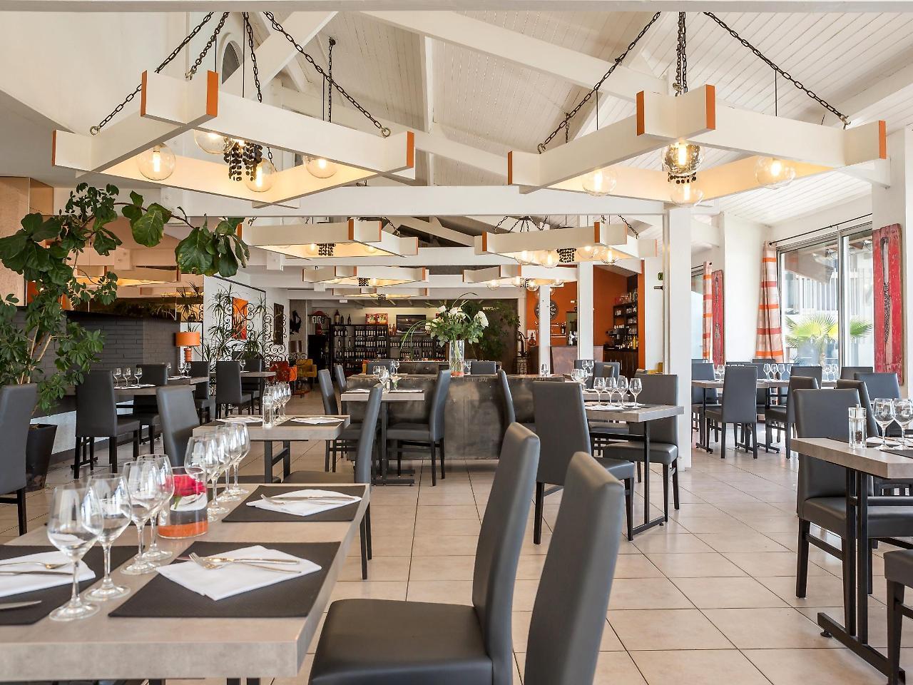 Hôtel Restaurant La Citadelle Blaye Esterno foto